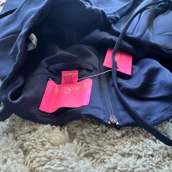 Lilly Pulitzer size 6 navy blue jumper. Two different belts to tie around waist - Picture 2 of 4